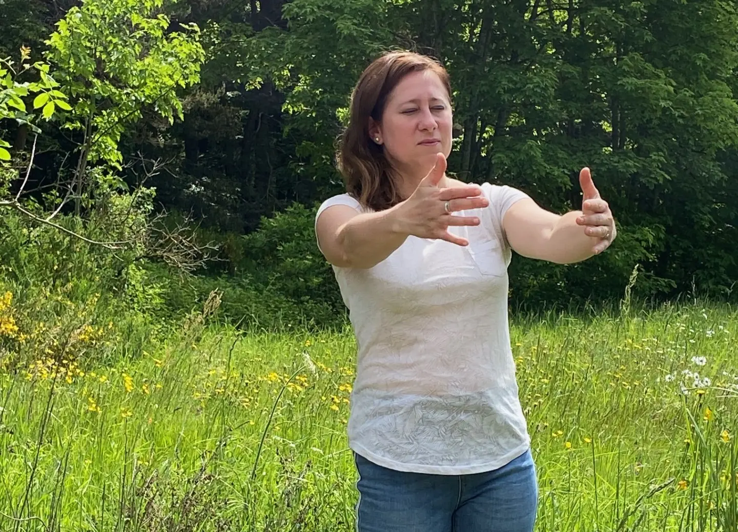exercice de sophrologie en pleine nature