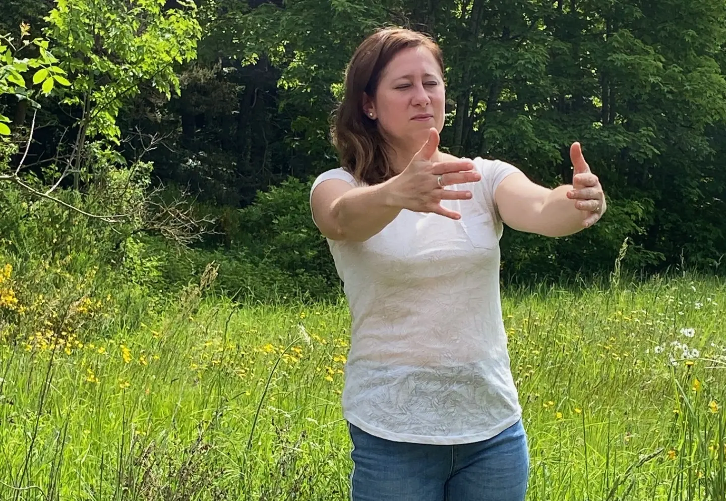 exercice de sophrologie en pleine nature